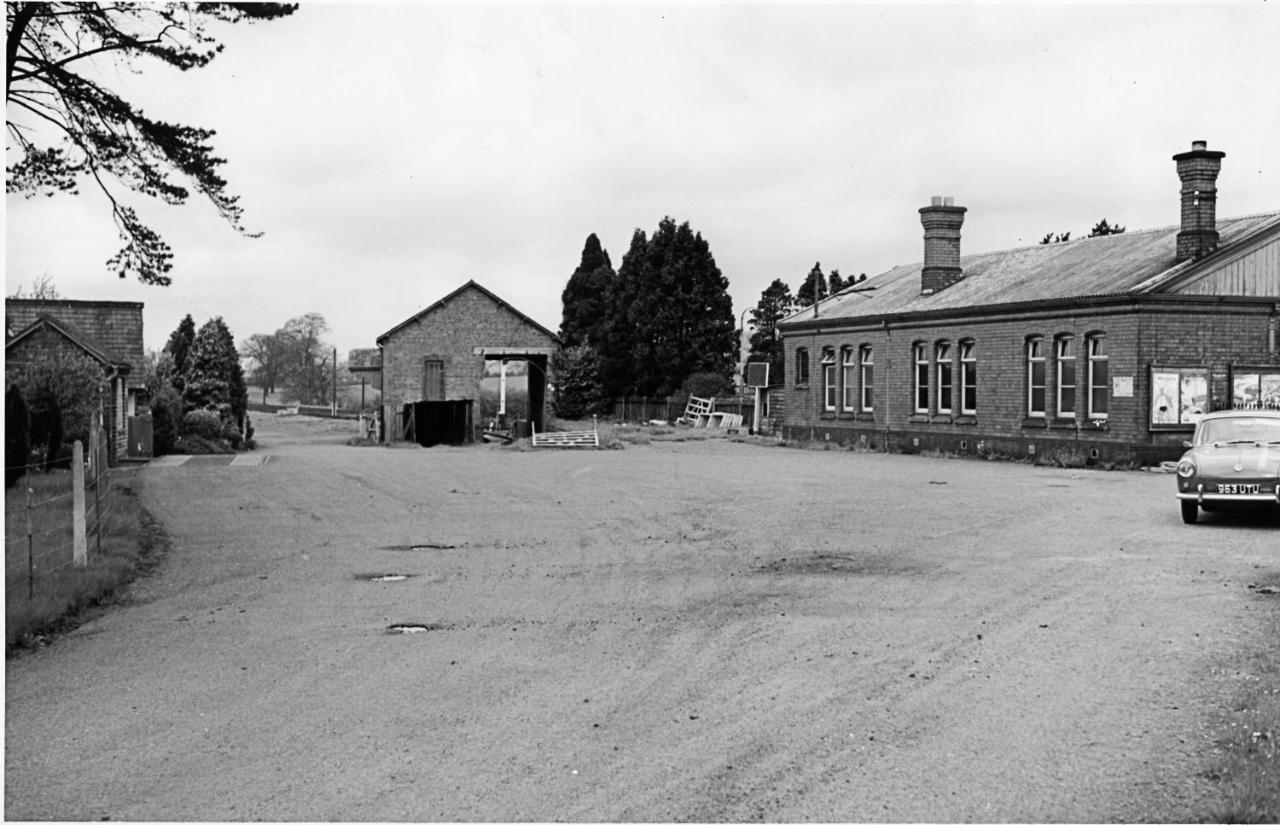 The Booking Office, Stoke Edith Station Hereford Esterno foto